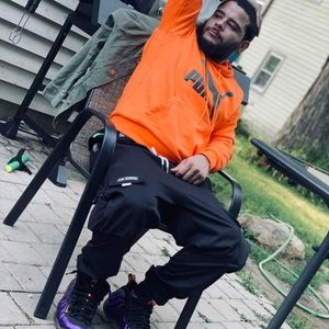 Meet your Posher, Jay